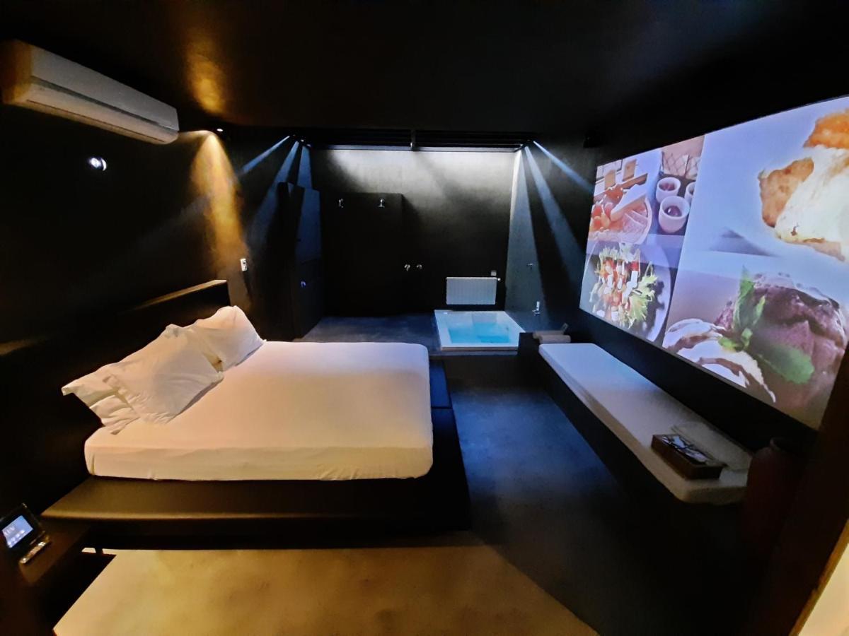 Luv Gardens Motel - Adults Only Caxias do Sul Luaran gambar